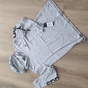 NWT Adidas Long Sleeve Hooded Tee Shirt Size Youth XL